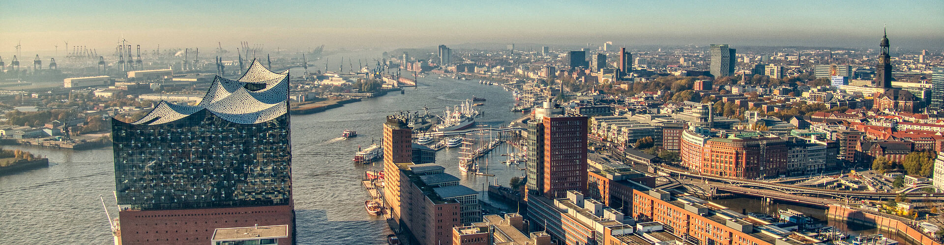 Bachelor-Studiengänge der NBS Northern Business School im Überblick